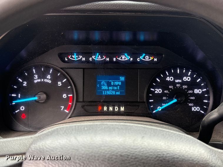 image for item EU5196 2020 Ford F350 Super Duty XL utility bed pickup truck