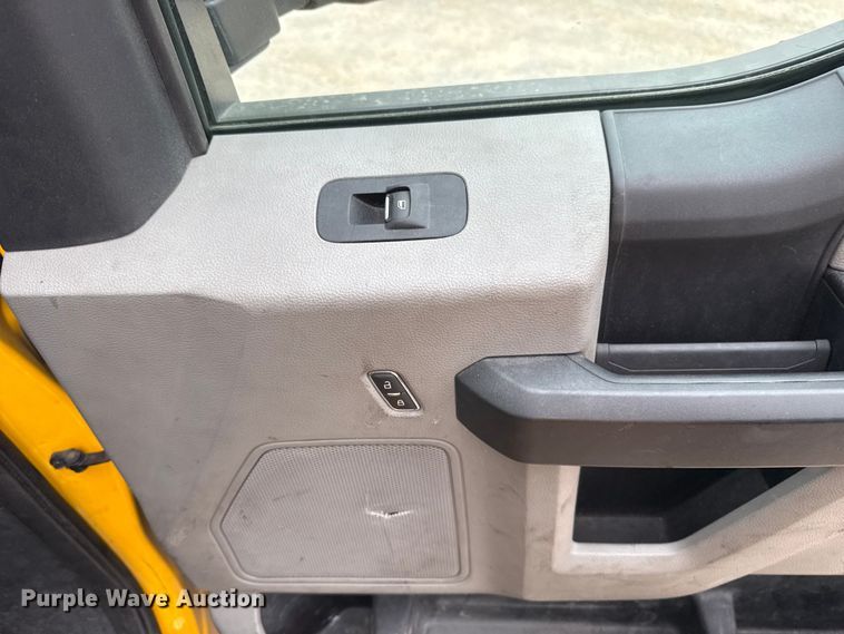 image for item EU5196 2020 Ford F350 Super Duty XL utility bed pickup truck