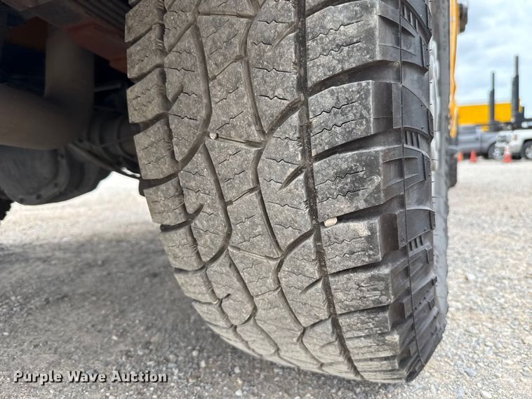 image for item EU5196 2020 Ford F350 Super Duty XL utility bed pickup truck