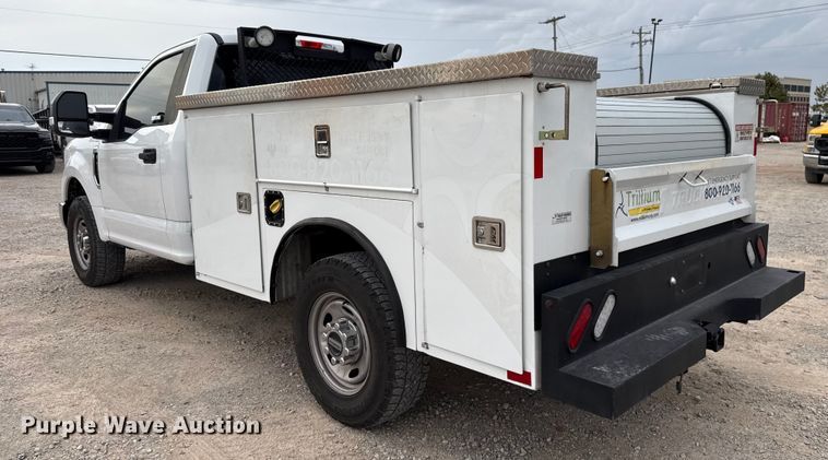 image for item EU5197 2019 Ford F250 Super Duty XL utility bed pickup truck