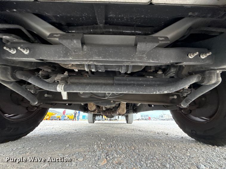 image for item EU5197 2019 Ford F250 Super Duty XL utility bed pickup truck