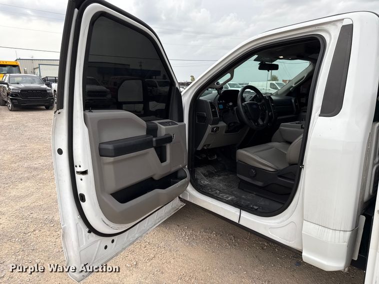 image for item EU5197 2019 Ford F250 Super Duty XL utility bed pickup truck