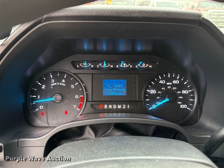 image for item EU5197 2019 Ford F250 Super Duty XL utility bed pickup truck