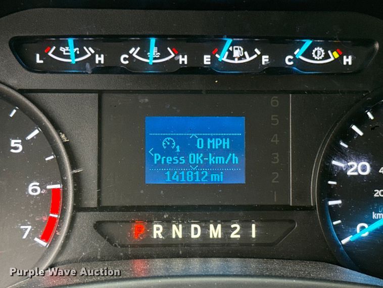 image for item EU5197 2019 Ford F250 Super Duty XL utility bed pickup truck