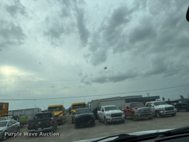 image for item EU5197 2019 Ford F250 Super Duty XL utility bed pickup truck