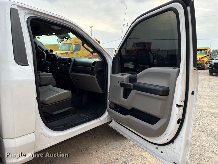 image for item EU5197 2019 Ford F250 Super Duty XL utility bed pickup truck