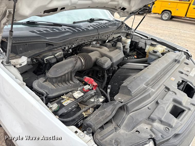 image for item EU5197 2019 Ford F250 Super Duty XL utility bed pickup truck