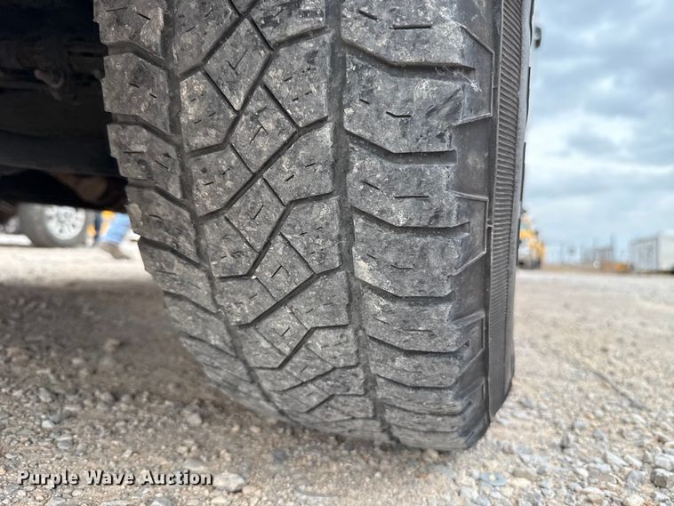 image for item EU5197 2019 Ford F250 Super Duty XL utility bed pickup truck