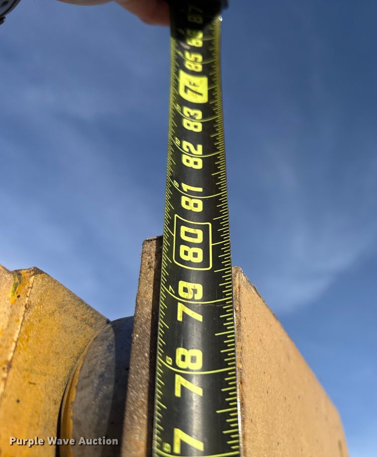 image for item EU5361 Hyster forklift