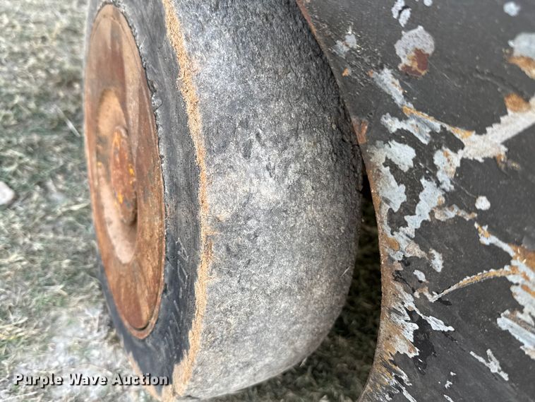 image for item EU5361 Hyster forklift