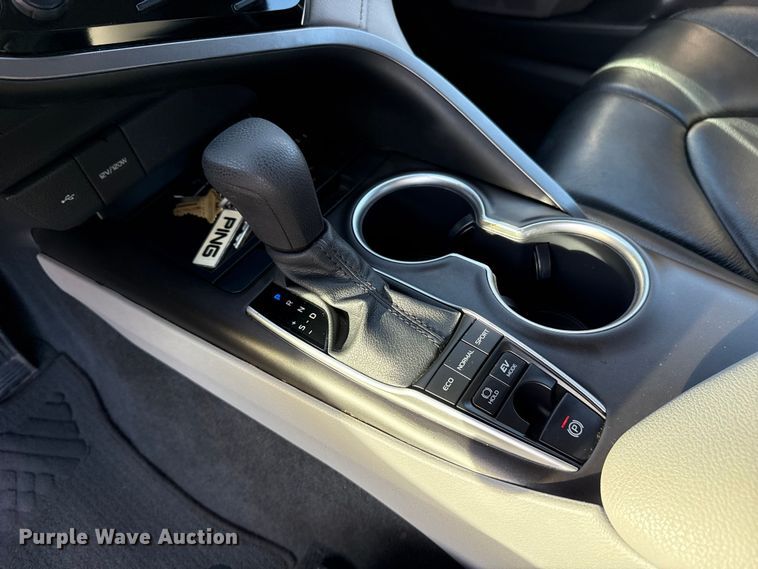 image for item EU5368 2023 Toyota Camry LE 