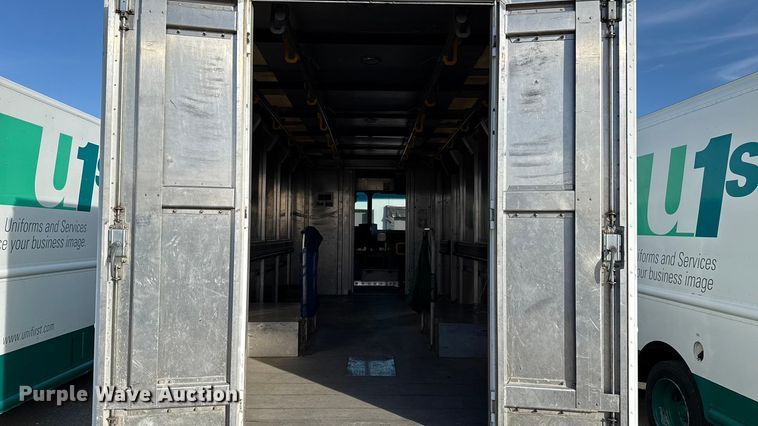 image for item EU5372 2014 Freightliner MT45 delivery truck