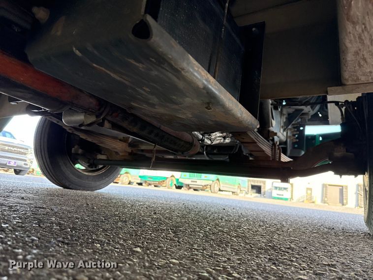 image for item EU5372 2014 Freightliner MT45 delivery truck