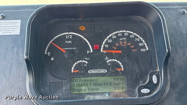 image for item EU5372 2014 Freightliner MT45 delivery truck