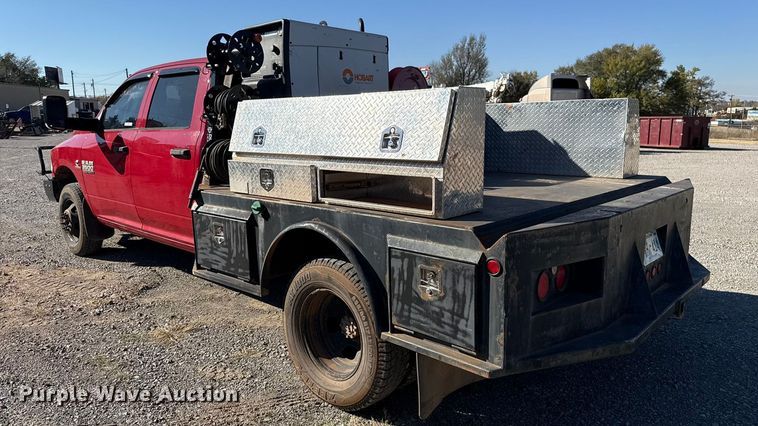 image for item EU5400 2014 RAM 3500 Crew Cab flatbed pickup truck