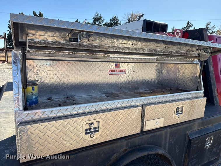 image for item EU5400 2014 RAM 3500 Crew Cab flatbed pickup truck