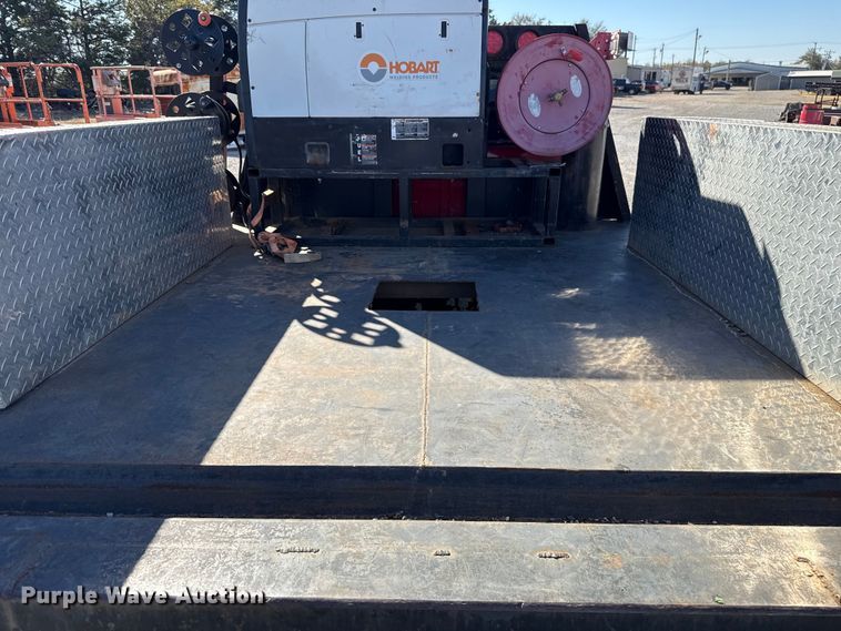 image for item EU5400 2014 RAM 3500 Crew Cab flatbed pickup truck