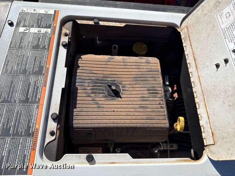 image for item EU5400 2014 RAM 3500 Crew Cab flatbed pickup truck