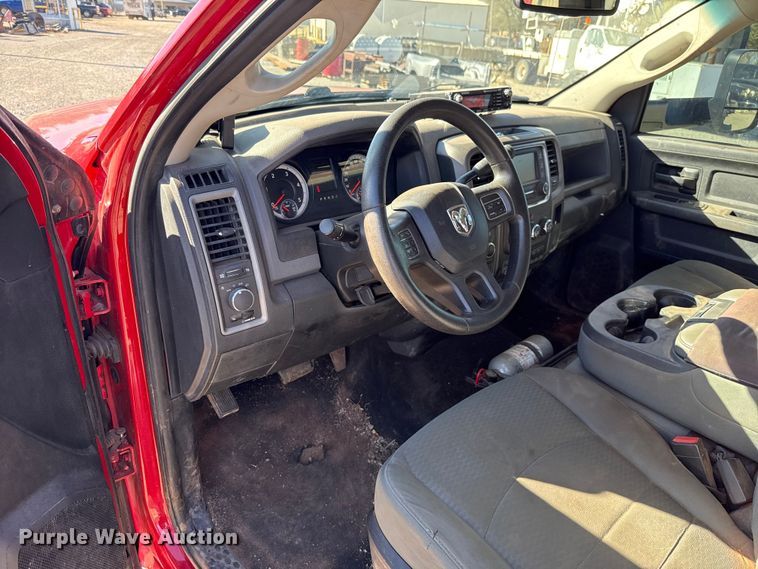 image for item EU5400 2014 RAM 3500 Crew Cab flatbed pickup truck