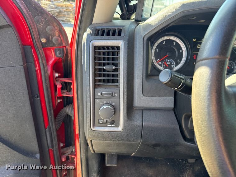 image for item EU5400 2014 RAM 3500 Crew Cab flatbed pickup truck