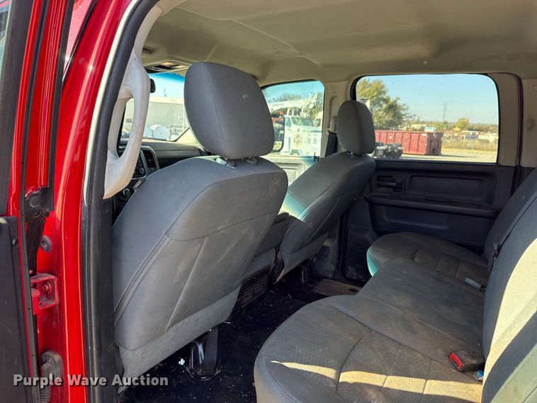 image for item EU5400 2014 RAM 3500 Crew Cab flatbed pickup truck