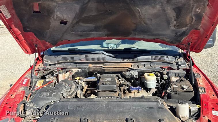 image for item EU5400 2014 RAM 3500 Crew Cab flatbed pickup truck