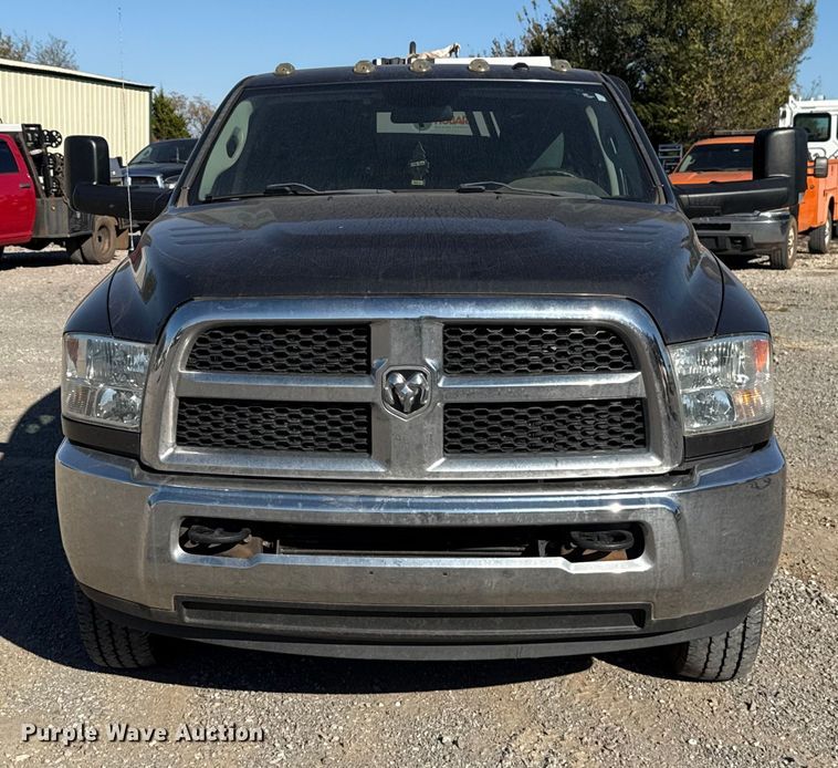 image for item EU5401 2014 RAM 3500 Crew Cab flatbed pickup truck