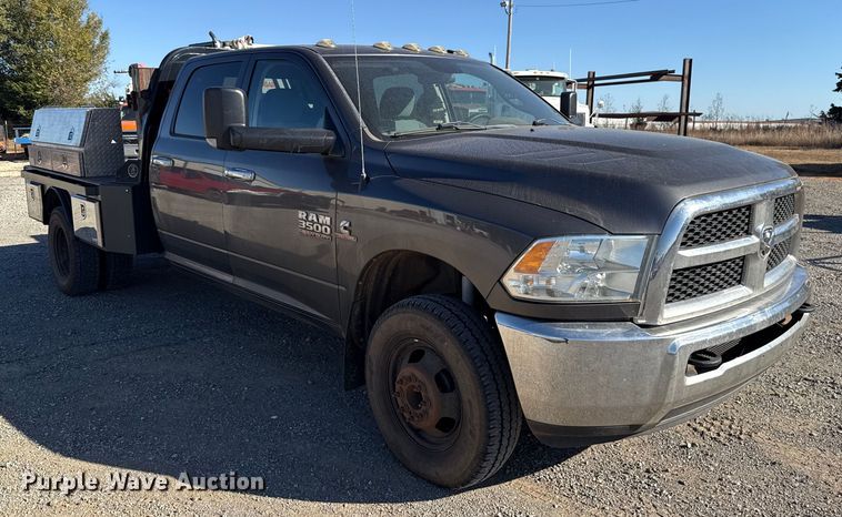 image for item EU5401 2014 RAM 3500 Crew Cab flatbed pickup truck