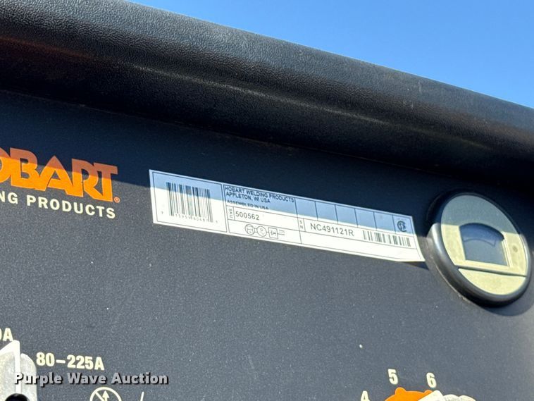 image for item EU5401 2014 RAM 3500 Crew Cab flatbed pickup truck