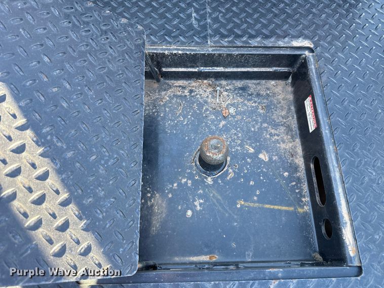 image for item EU5401 2014 RAM 3500 Crew Cab flatbed pickup truck