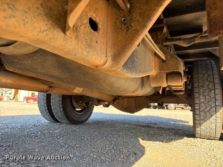 image for item EU5401 2014 RAM 3500 Crew Cab flatbed pickup truck