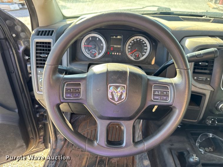 image for item EU5401 2014 RAM 3500 Crew Cab flatbed pickup truck