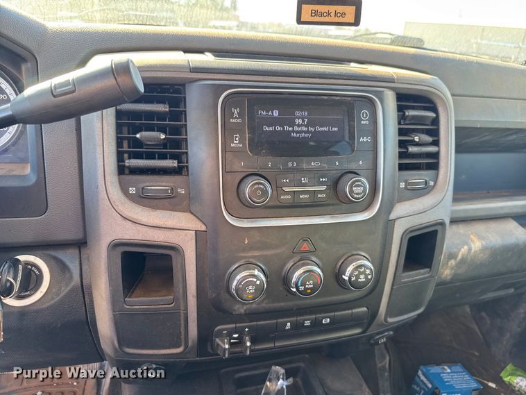 image for item EU5401 2014 RAM 3500 Crew Cab flatbed pickup truck