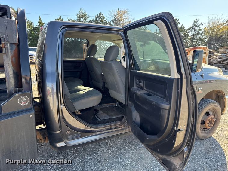 image for item EU5401 2014 RAM 3500 Crew Cab flatbed pickup truck
