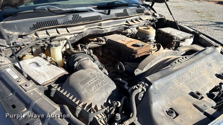 image for item EU5401 2014 RAM 3500 Crew Cab flatbed pickup truck