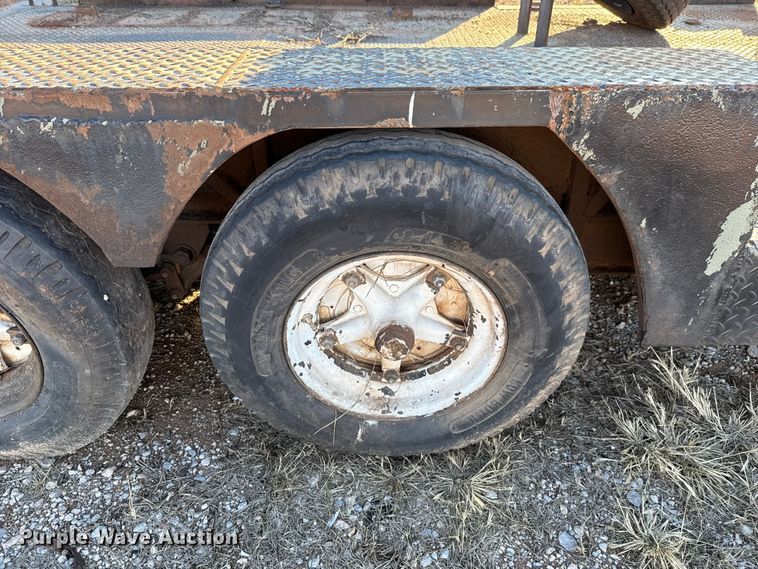 image for item EU5433 Shop built utility trailer