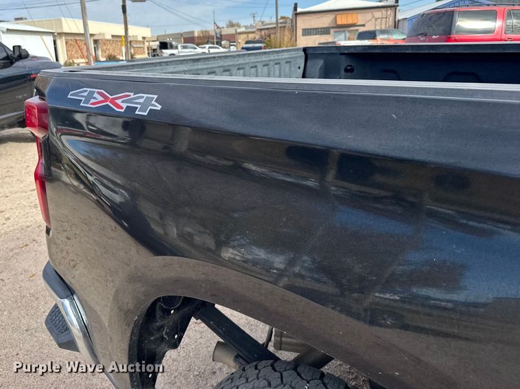 image for item EU6327 2020 Chevrolet Silverado 1500 LT Crew Cab pickup truck