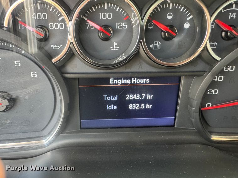 image for item EU6327 2020 Chevrolet Silverado 1500 LT Crew Cab pickup truck