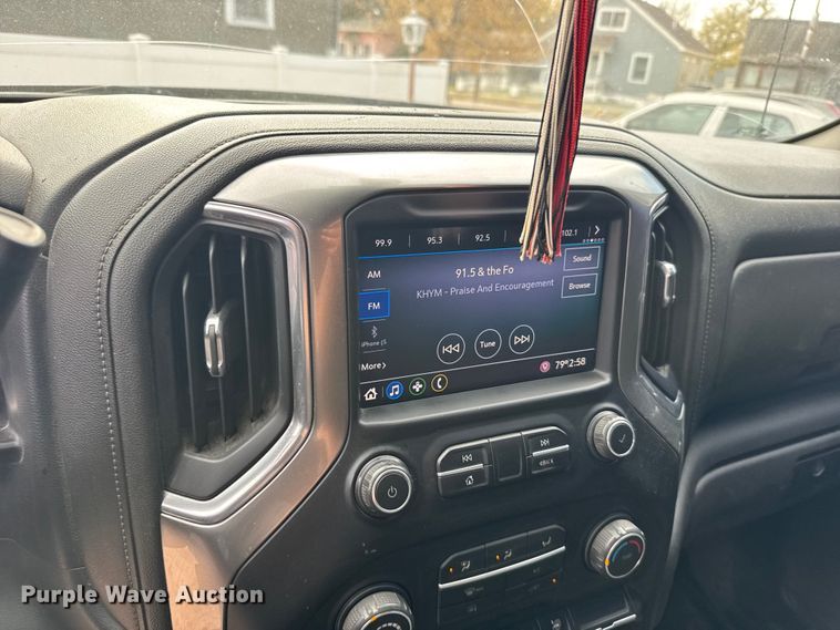 image for item EU6327 2020 Chevrolet Silverado 1500 LT Crew Cab pickup truck