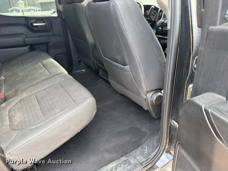 image for item EU6327 2020 Chevrolet Silverado 1500 LT Crew Cab pickup truck