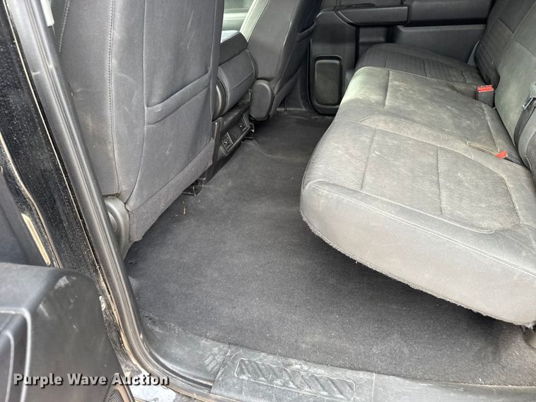 image for item EU6327 2020 Chevrolet Silverado 1500 LT Crew Cab pickup truck