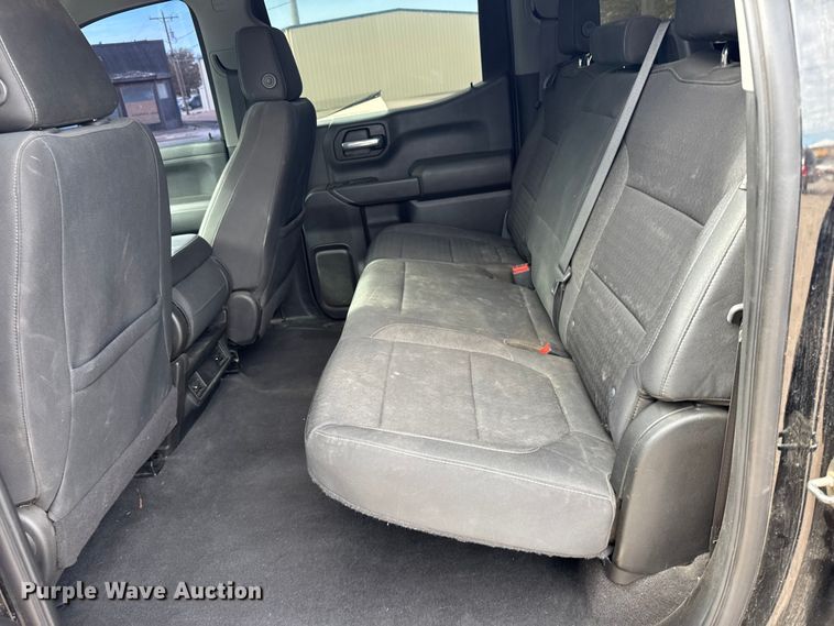 image for item EU6327 2020 Chevrolet Silverado 1500 LT Crew Cab pickup truck