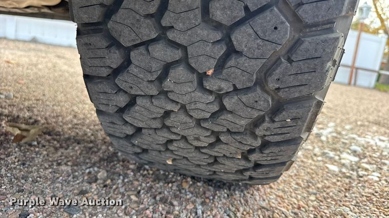 image for item EU6327 2020 Chevrolet Silverado 1500 LT Crew Cab pickup truck