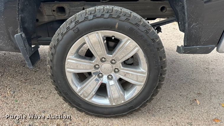 image for item EU6327 2020 Chevrolet Silverado 1500 LT Crew Cab pickup truck