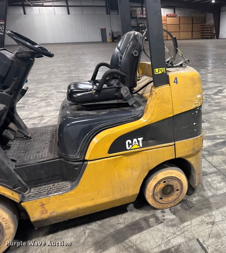 image for item EU6340 Caterpillar C5000 forklift