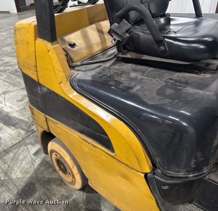 image for item EU6340 Caterpillar C5000 forklift