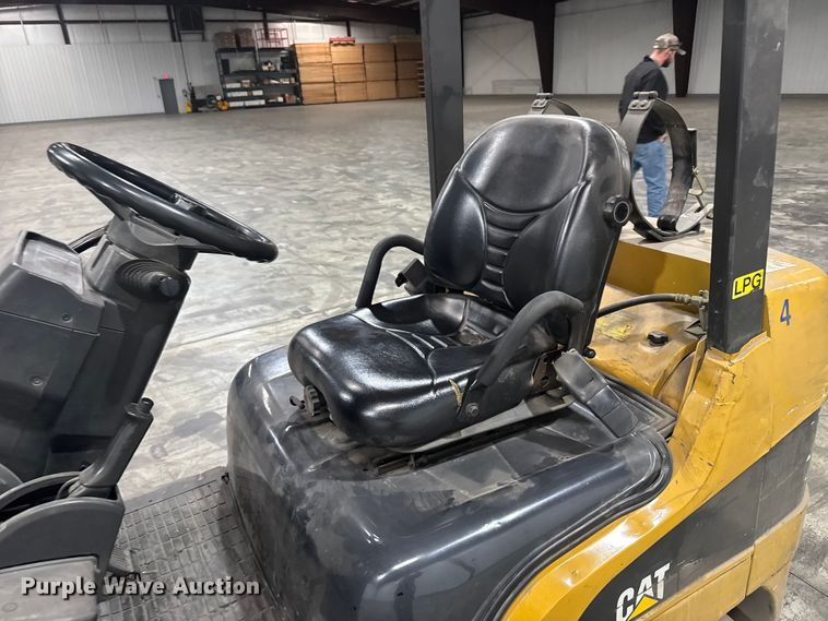 image for item EU6340 Caterpillar C5000 forklift