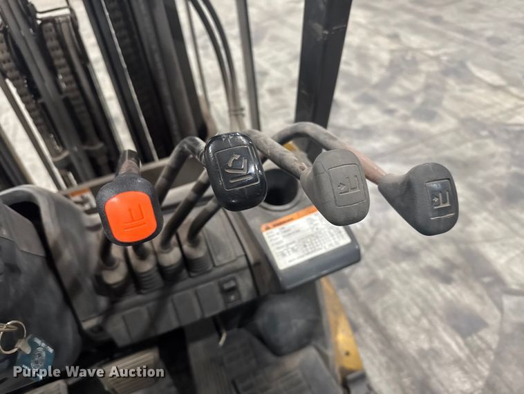 image for item EU6340 Caterpillar C5000 forklift