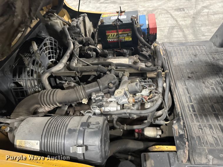 image for item EU6340 Caterpillar C5000 forklift