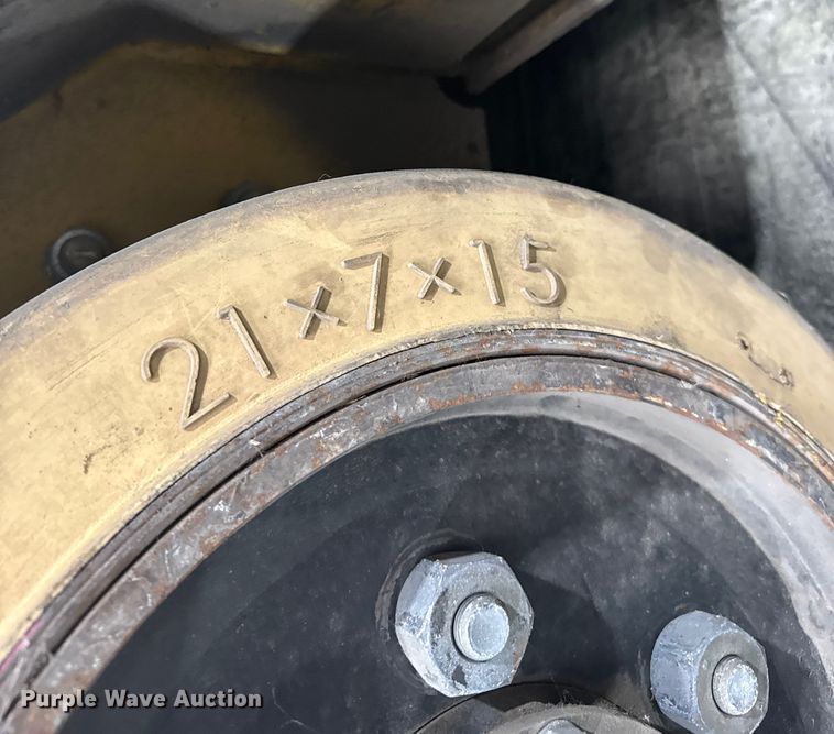 image for item EU6340 Caterpillar C5000 forklift